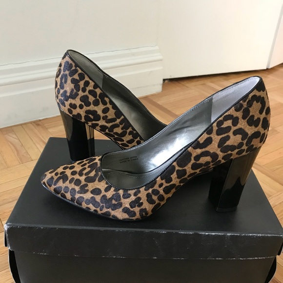 Tahari Ava Block Heel Pump